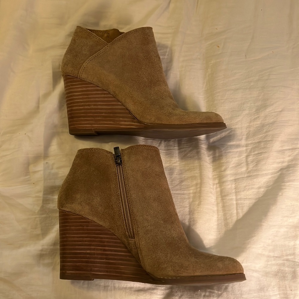 Lucky brand tan suede wedge booties size 8